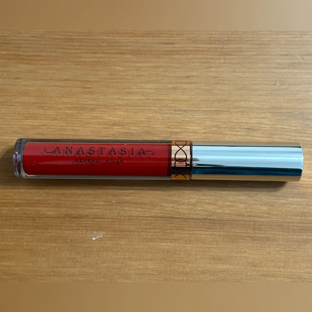 Anastasia Beverly Hills liquid lipstick in sarafine 3.2 g full size